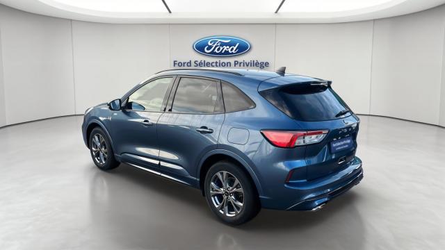 Ford Kuga image 1