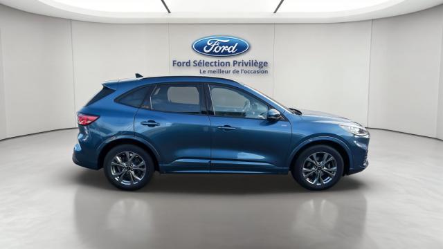 Ford Kuga image 6