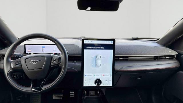 Ford Mustang Mach-E image 8