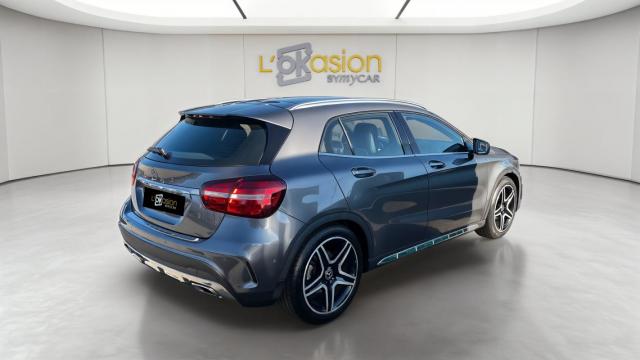 Mercedes Benz Gla image 1