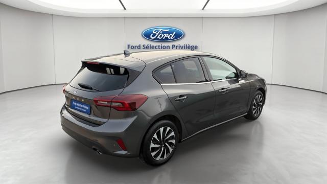 Ford Focus image 4