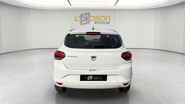 Dacia Sandero image 2