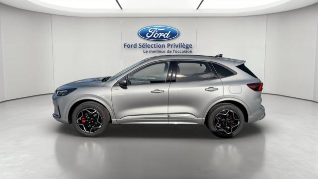 Ford Kuga image 1