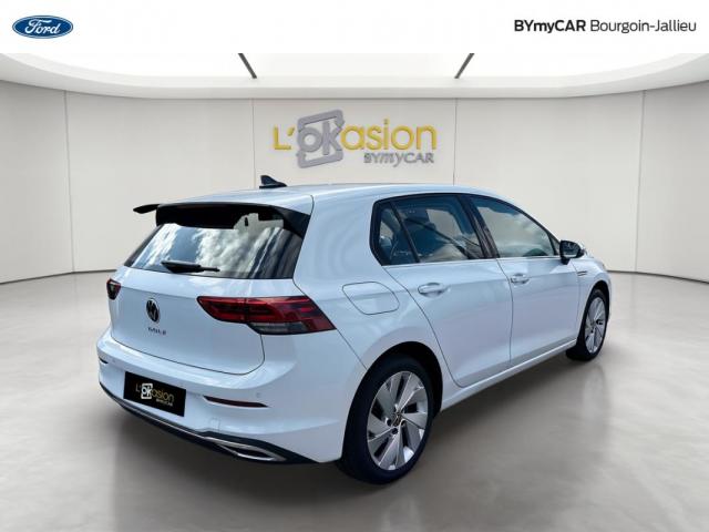 Volkswagen Golf image 9