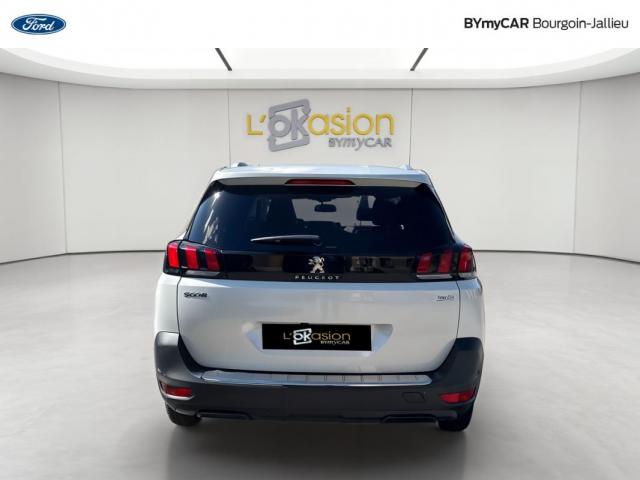Peugeot 5008 image 4
