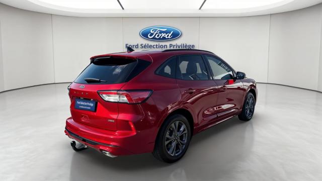 Ford Kuga image 5
