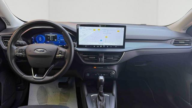 Ford Focus image 8