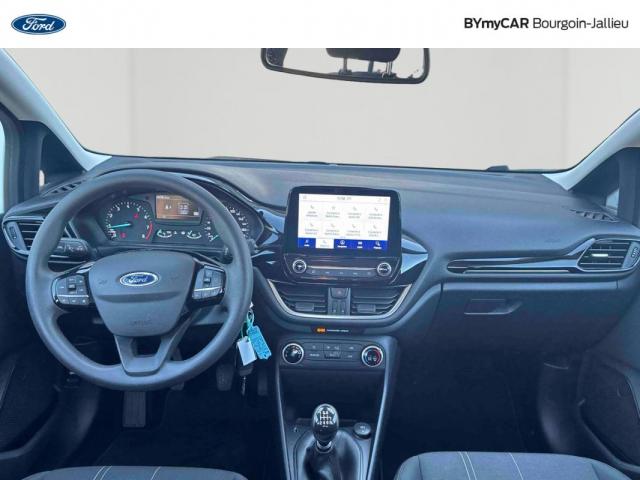 Ford Fiesta image 8