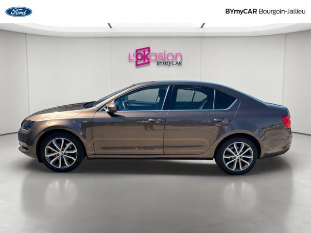 Skoda Octavia image 1