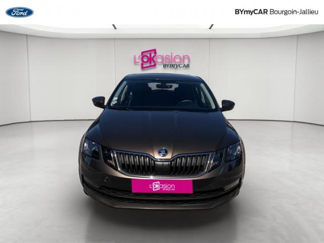 Skoda Octavia image 5