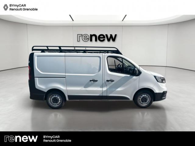 Renault Trafic image 2