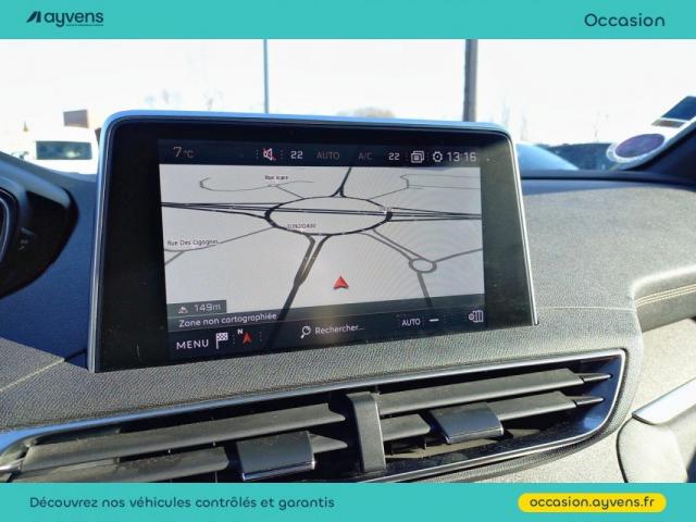 Peugeot 3008 image 2