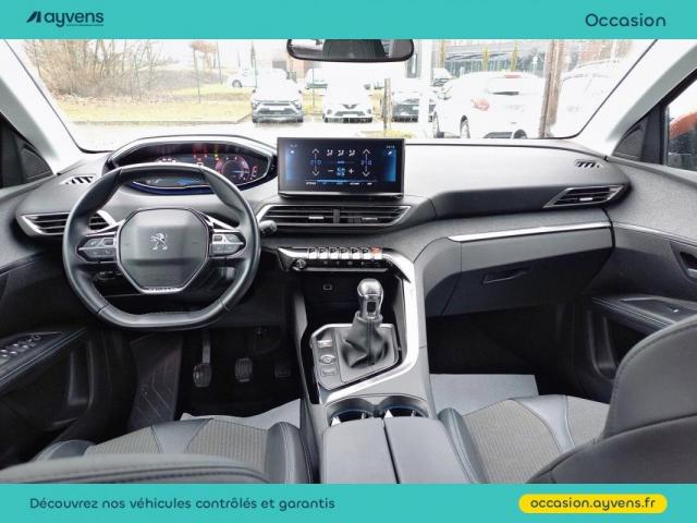 Peugeot 5008 image 3