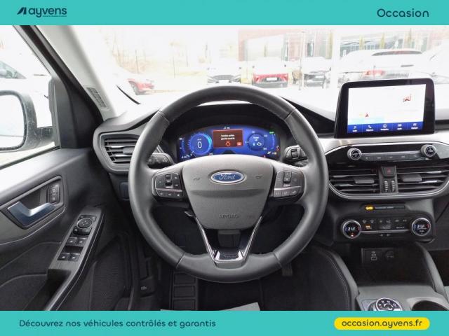 Ford Kuga image 6
