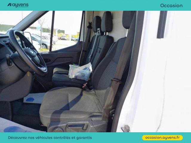 Ford Transit image 8