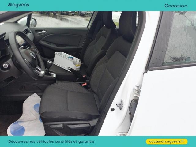 Renault Clio image 9