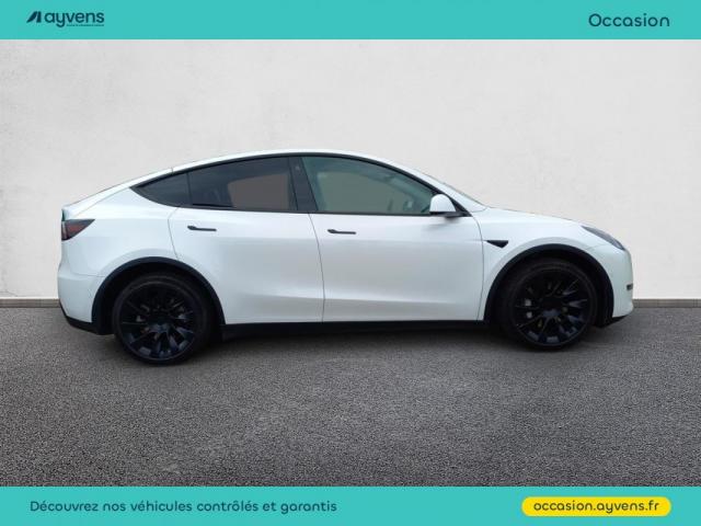 Tesla Model Y image 8