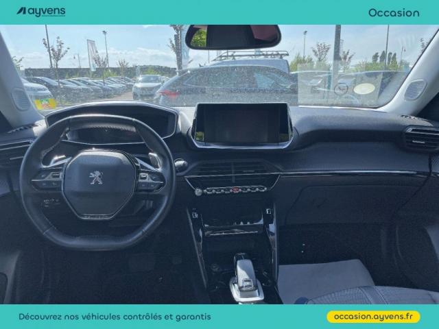 Peugeot 2008 image 2