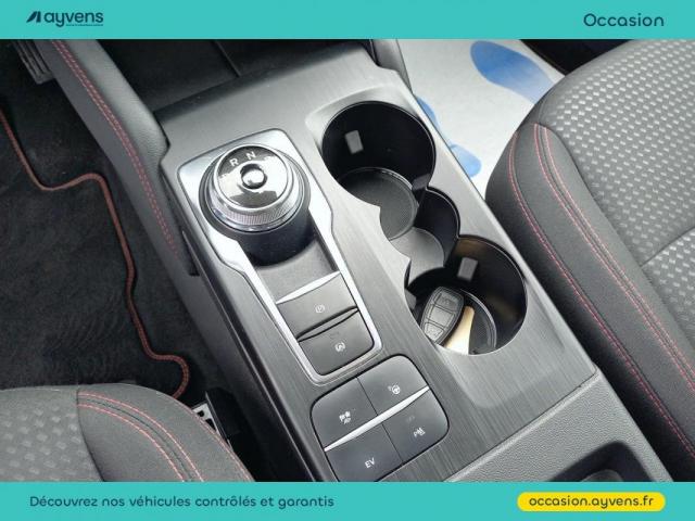 Ford Kuga image 3