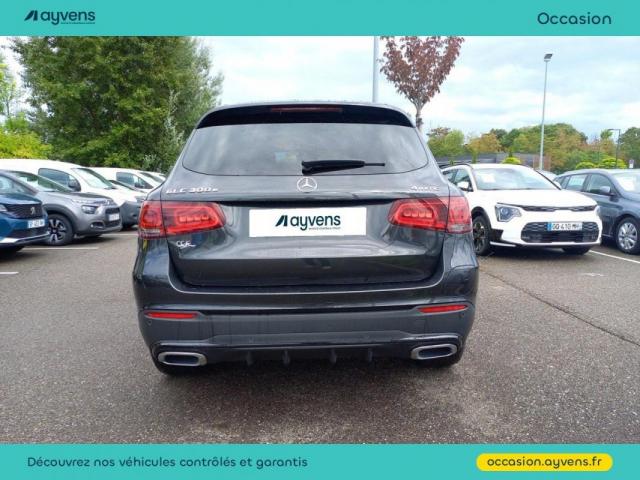 Mercedes Benz Glc image 9