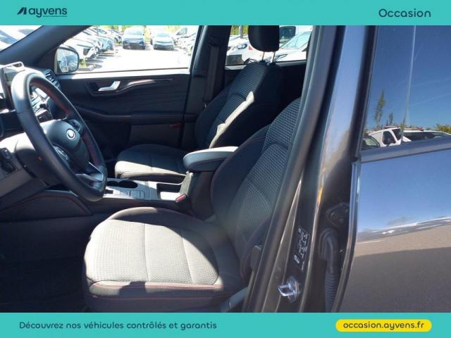 Ford Kuga image 8