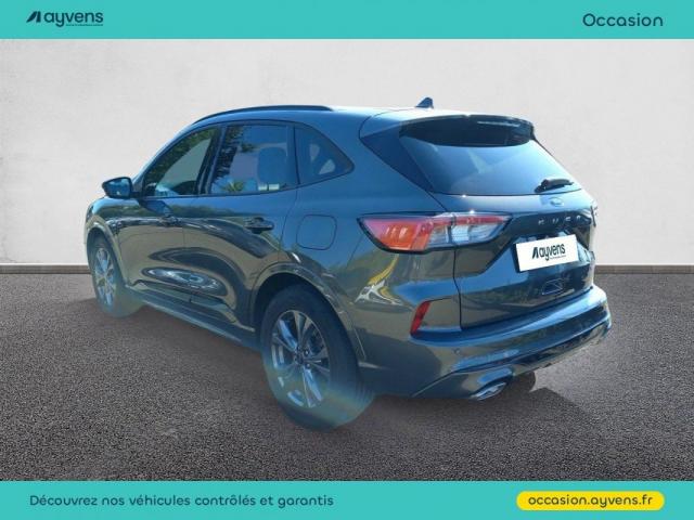 Ford Kuga image 4