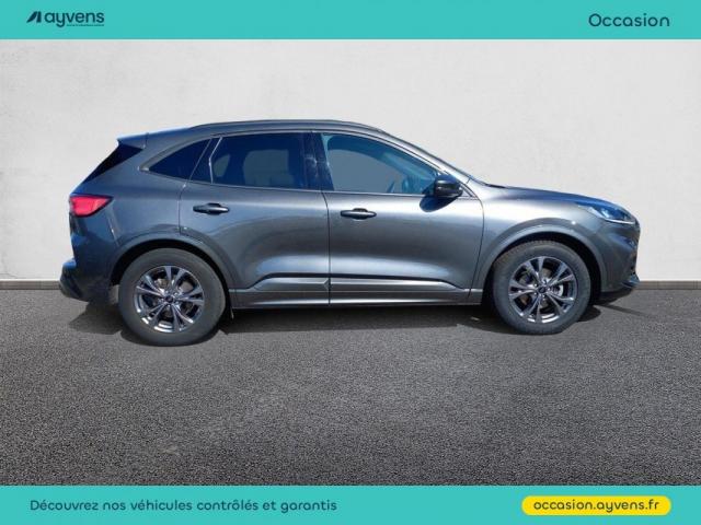 Ford Kuga image 3