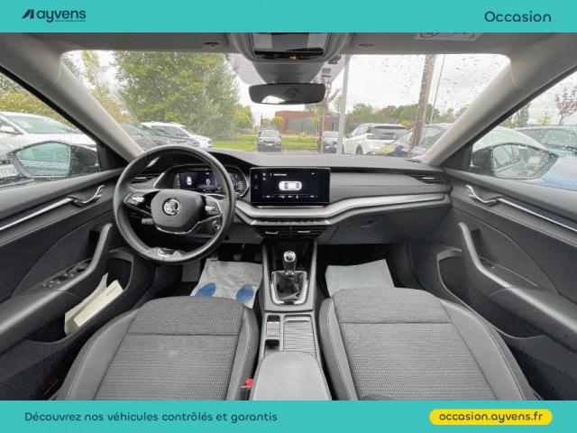 Skoda Octavia image 2