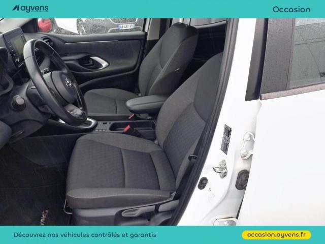 Toyota Yaris image 2