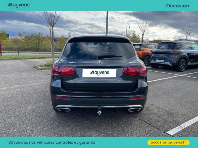 Mercedes Benz Glc image 2