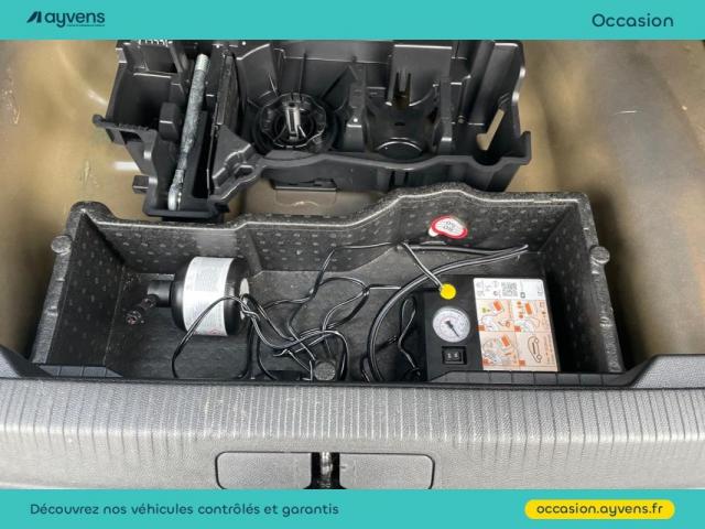 Peugeot 2008 image 8