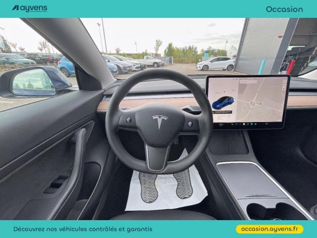 Tesla Model 3 image 4