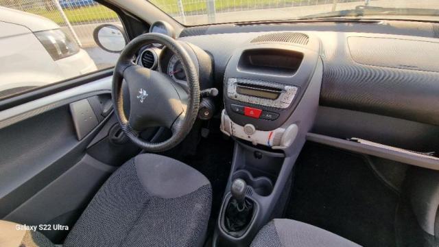Peugeot 107 image 6