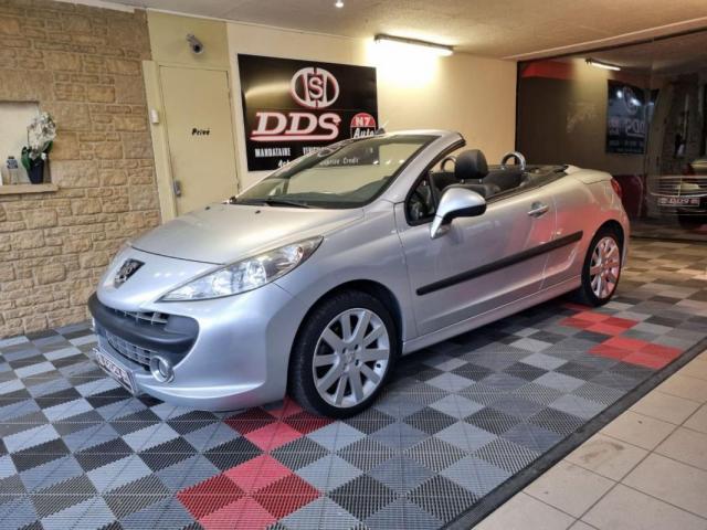 Peugeot 207 image 9