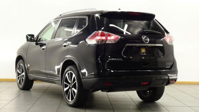 Nissan X-Trail image 1