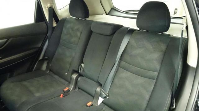 Nissan X-Trail image 4