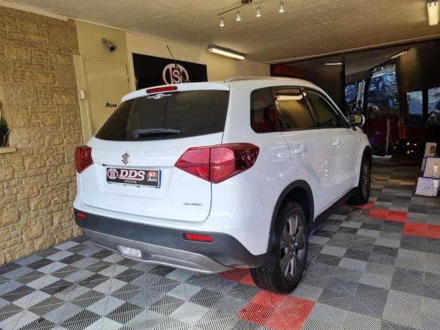 Suzuki Vitara image 7