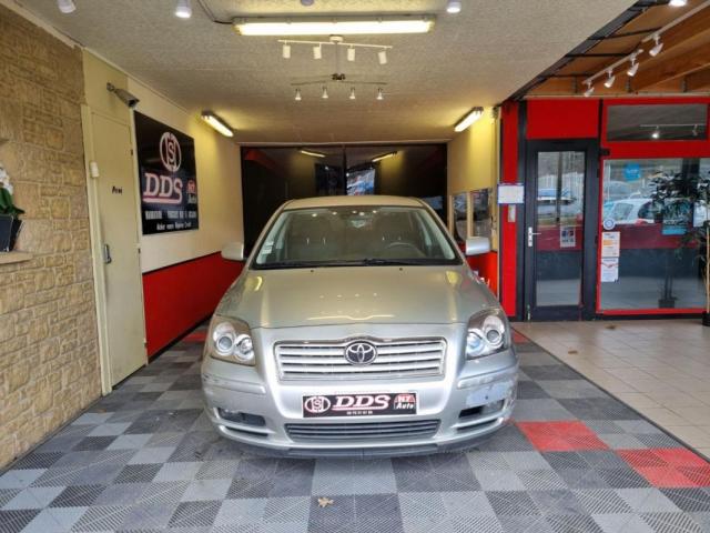 Toyota Avensis image 3