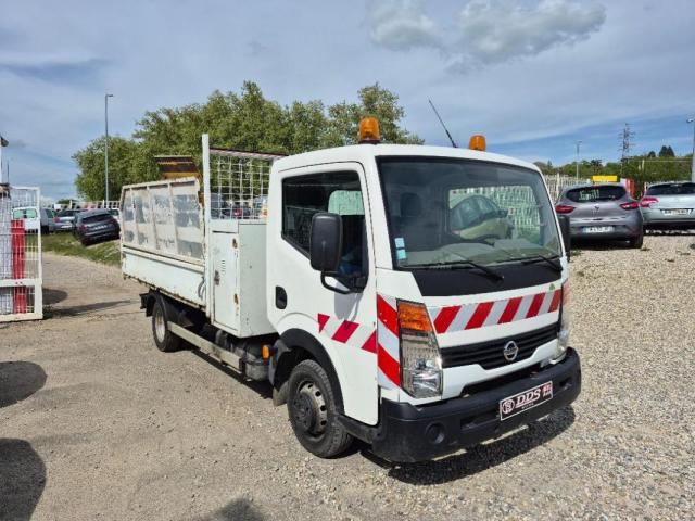 Nissan Cabstar image 9