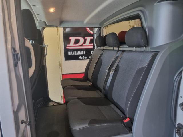 Renault Trafic image 1