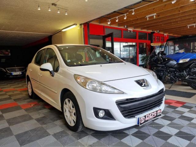 Peugeot 207+ image 6