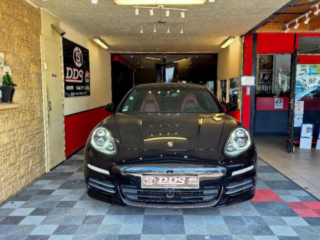 Porsche Panamera image 3