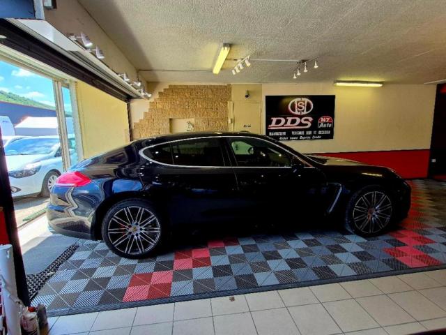 Porsche Panamera image 4