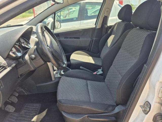 Peugeot 207 image 4