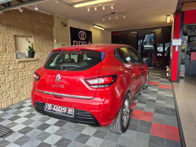 Renault Clio image 9