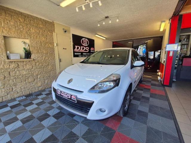 Renault Clio image 1