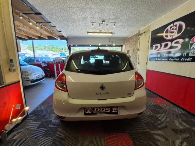Renault Clio image 7