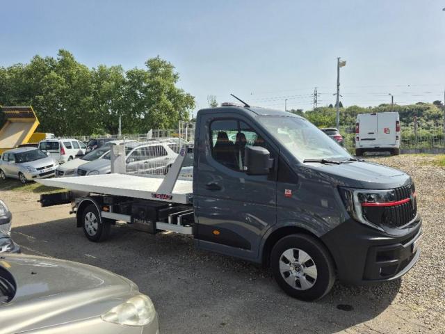 Renault Master image 8