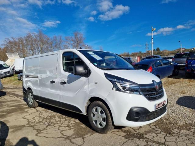 Renault Trafic image 8