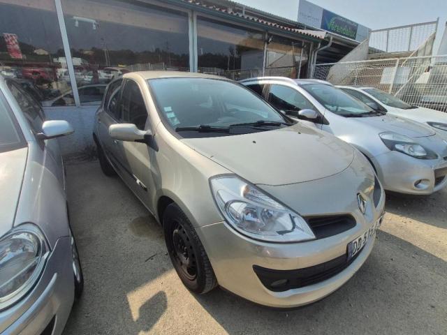 Renault Clio image 1